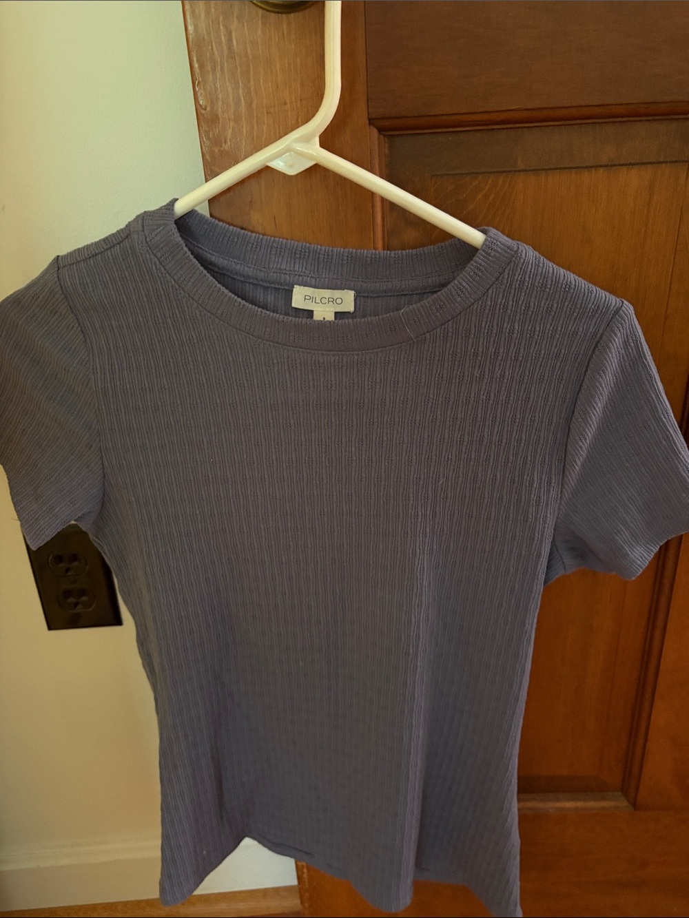 Pilcro Short Sleeve Ribbed Tee in Grey